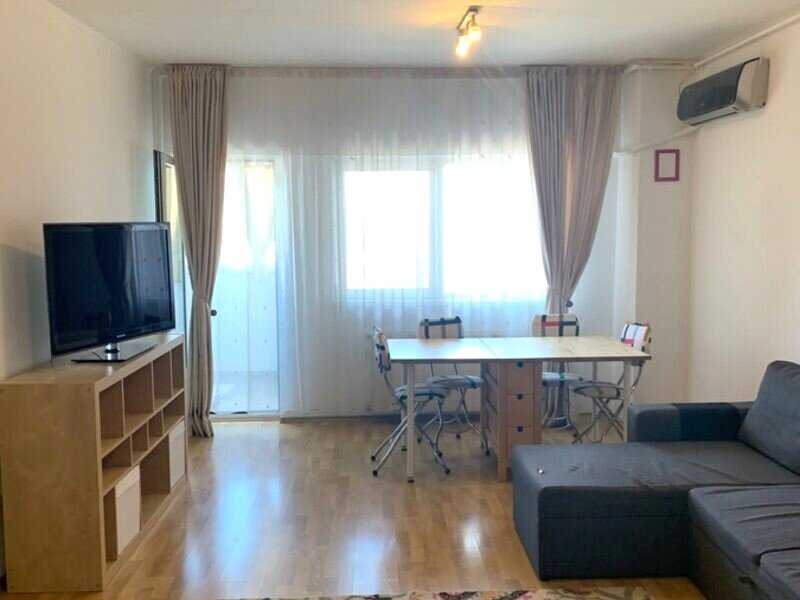 Drumul Taberei Lidl, bloc 2009,