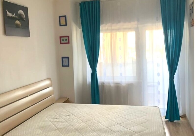 Drumul Taberei Lidl, bloc 2009,