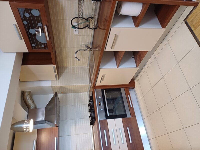 Drumul Taberei Lidl, bloc 2009,