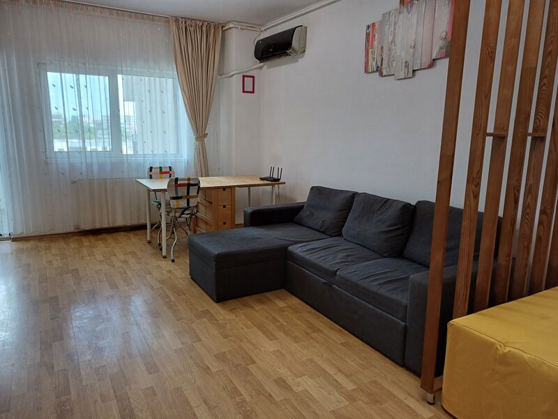 Drumul Taberei Lidl, bloc 2009,