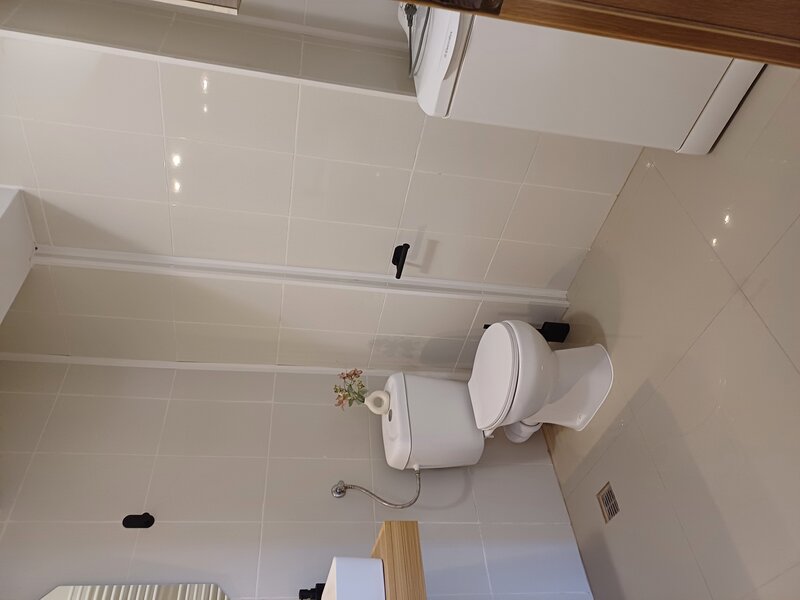 Drumul Taberei Lidl, bloc 2009,